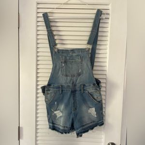 Judy Blue, distressed, overall shorts, size small 27